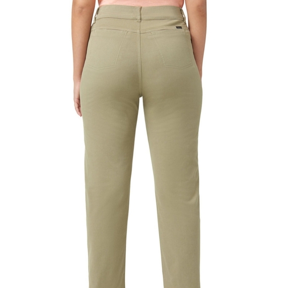 HUE Women's Cropped Pants in Olive - Picture 2 of 4